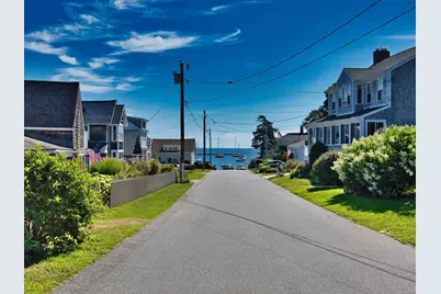86 Degaris Ave, Dartmouth, MA 02748 - Photo 33