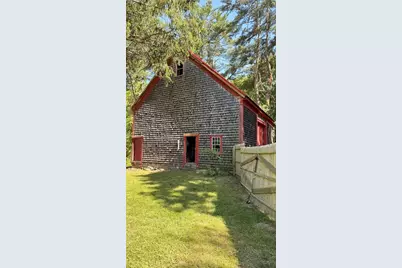 36 Spruce St, Middleborough, MA 02344 - Photo 3