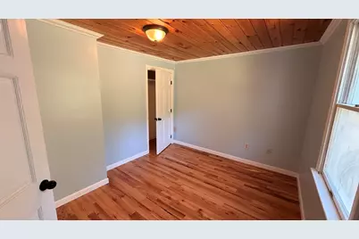 36 Spruce St, Middleboro, MA 02344 - Photo 9