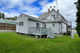4 Warden St, Worcester, MA 01604 - Photo 1