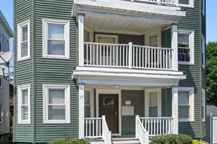 17 Howes St, Boston, MA 02125 - Photo 13