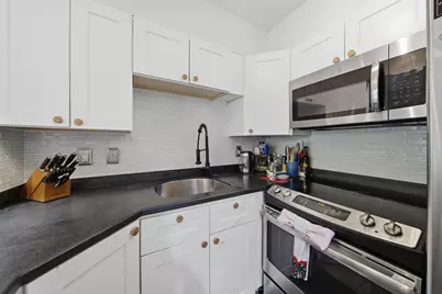 49 Breakwater Dr #49, Chelsea, MA 02150 - Photo 17