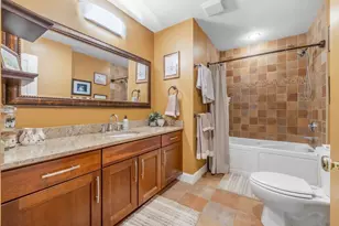 71 Romsey St, Boston, MA 02125 - Photo 19