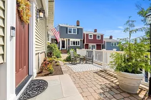 6 Colonial Ct, Marblehead, MA 01945 - Photo 21