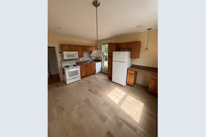 63 Oak St #2B, Needham, MA 02492 - Photo 9