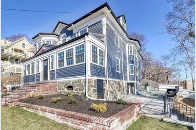 7 Hillside Ave. #3, Medford, MA 02155 - Photo 1