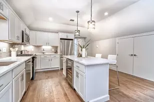 7 Hillside Ave, Medford, MA 02155 - Photo 3
