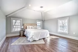 7 Hillside Ave, Medford, MA 02155 - Photo 7