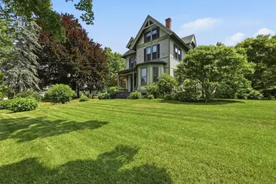 33 Gilbert St, North Brookfield, MA 01535 - Photo 3