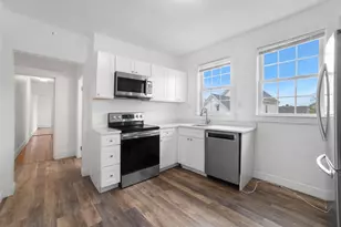 276 Fayette St, Quincy, MA 02170 - Photo 1