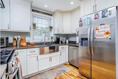 25 Benham St, Orange, MA 01364 - Photo 15