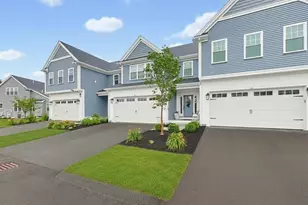 64 Palmetto Dr, Bellingham, MA 02019 - Photo 1