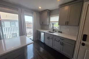 12 Hoyle St, Norwood, MA 02062 - Photo 7