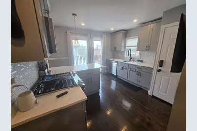 12 Hoyle St, Norwood, MA 02062 - Photo 5