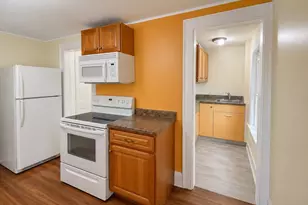 411 Broadway, Lynn, MA 01904 - Photo 5