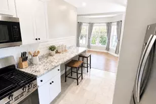 177 Anthony St, Fall River, MA 02721 - Photo 5
