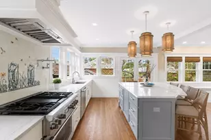 21A Curtis St, Marblehead, MA 01945 - Photo 1