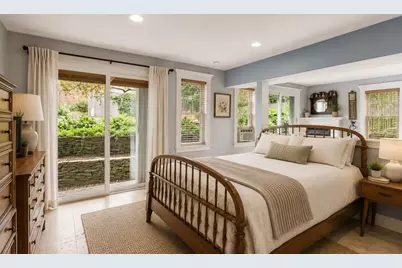21A Curtis Street, Marblehead, MA 01945 - Photo 15