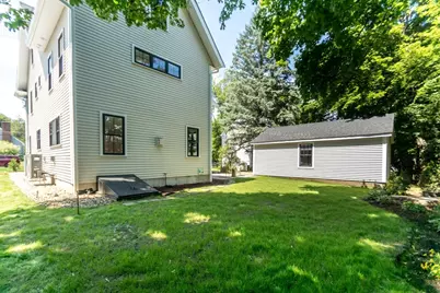 38 Hillcroft Road, Waltham, MA 02452 - Photo 35