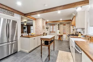 15 Chapel St, Ashburnham, MA 01430 - Photo 9