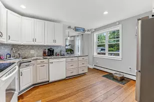 15 Briggs St, Taunton, MA 02780 - Photo 13
