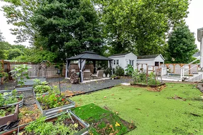15 Briggs Street, Taunton, MA 02780 - Photo 5