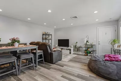 35 Shaw St, Lowell, MA 01851 - Photo 19
