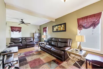 26 Paderewski Street, Chicopee, MA 01013 - Photo 17