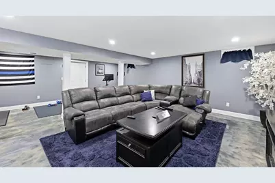 26 Paderewski Street, Chicopee, MA 01013 - Photo 21
