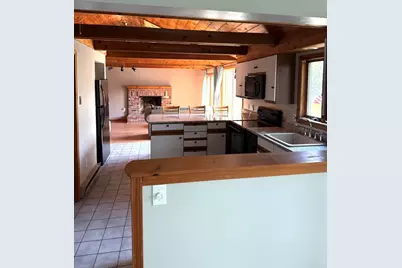 8 Julia Ann Dr, Holland, MA 01521 - Photo 5
