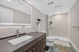 17 Rockwood Ln, Lawrence, MA 01843 - Photo 19