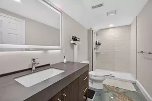 17 Rockwood Ln, Lawrence, MA 01843 - Photo 5
