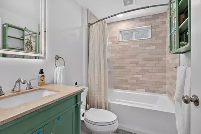 17 Rockwood Ln, Lawrence, MA 01843 - Photo 29