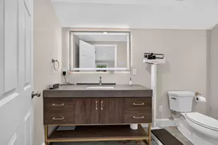 17 Rockwood Ln, Lawrence, MA 01843 - Photo 19
