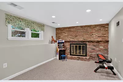 11 Geraldine Road, Framingham, MA 01701 - Photo 29