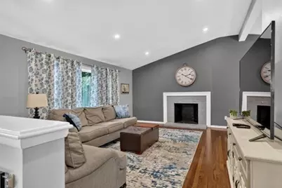 11 Geraldine Road, Framingham, MA 01701 - Photo 7