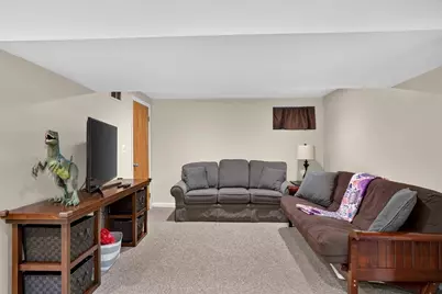 11 Geraldine Road, Framingham, MA 01701 - Photo 27