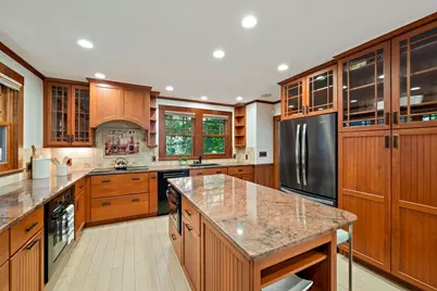 26 Hillside Rd, Newton, MA 02461 - Photo 5