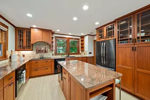 26 Hillside Rd, Newton, MA 02461 - Photo 5
