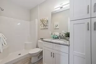 734 South St, Boston, MA 02131 - Photo 9