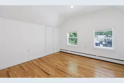 580 Ash St, Brockton, MA 02301 - Photo 15