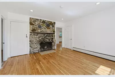 580 Ash St, Brockton, MA 02301 - Photo 5