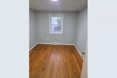 26 Bouve Ave, Brockton, MA 02301 - Photo 3