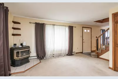 223 Mazarin St, Springfield, MA 01151 - Photo 9