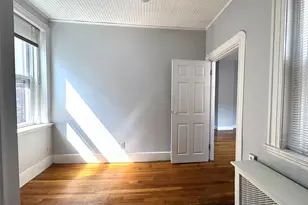 11 Irving St, Boston, MA 02114 - Photo 5