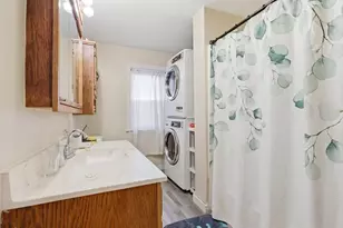 63-65 Ashland St, Malden, MA 02148 - Photo 17