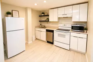 1427 Commonwealth Ave, Boston, MA 02135 - Photo 5