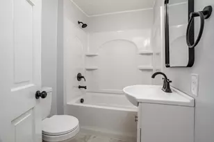 38 Cottage St, Leominster, MA 01453 - Photo 27
