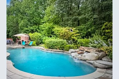 40 Grandview Rd, Chelmsford, MA 01824 - Photo 3
