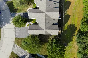 27 Robert Cir, Grafton, MA 01536 - Photo 37